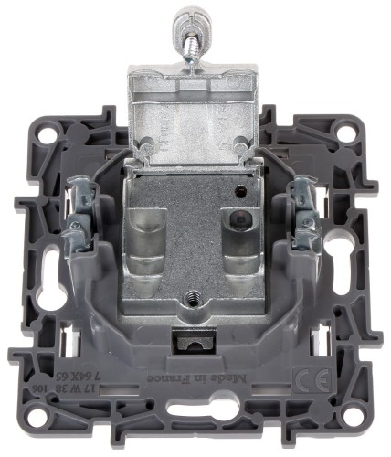 GNIAZDO KOŃCOWE LE-764565 R-TV SAT Niloe LEGRAND-1343760