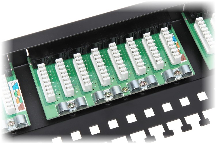 PATCH PANEL RJ-45 PP-24/RJ/C-1348515