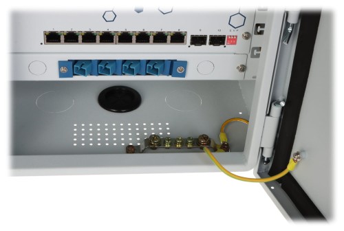 ZEWNĘTRZNY PUNKT DYSTRYBUCJI KAMER EXPERT-POE/OTD-82GSFP 8 PoE + 2 x SFP-1648242