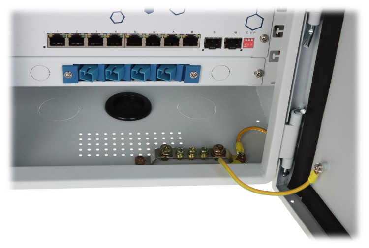 ZEWNĘTRZNY PUNKT DYSTRYBUCJI KAMER EXPERT-POE/OTD-82GSFP 8 PoE + 2 x SFP-1648242