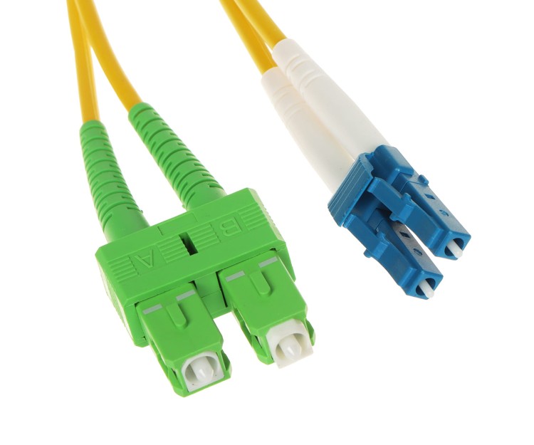PATCHCORD JEDNOMODOWY PC-2SC-APC/2LC-3 3m ULTIMODE-1770842