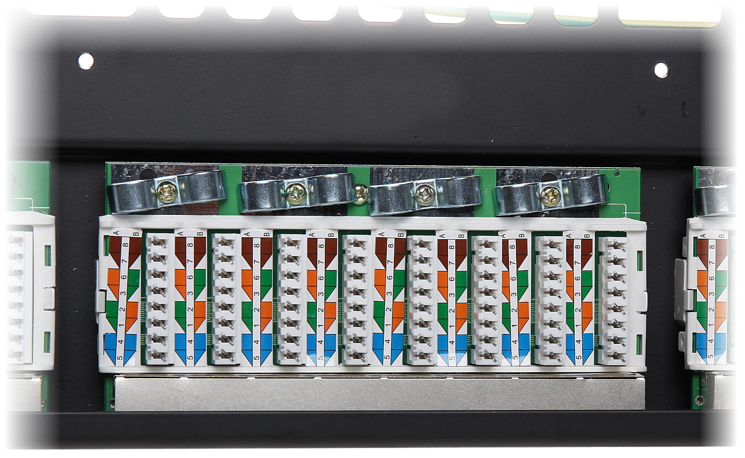 PATCH PANEL RJ-45 PP-24/RJ-C/FTP-1350568